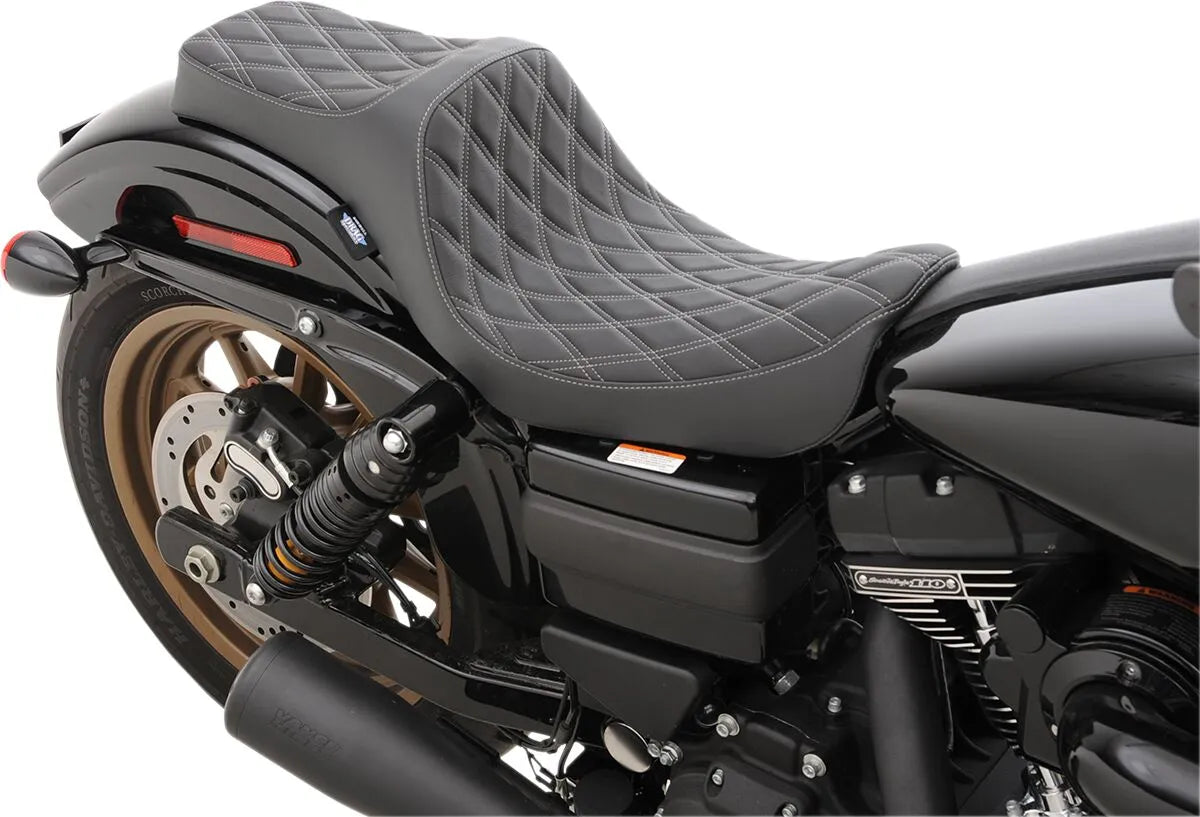 Drag Specialties Seats Predator III Seat Sadlar Harley Dyna Glide bild 17 PMMEDIA:3ba0c1ec307634bf