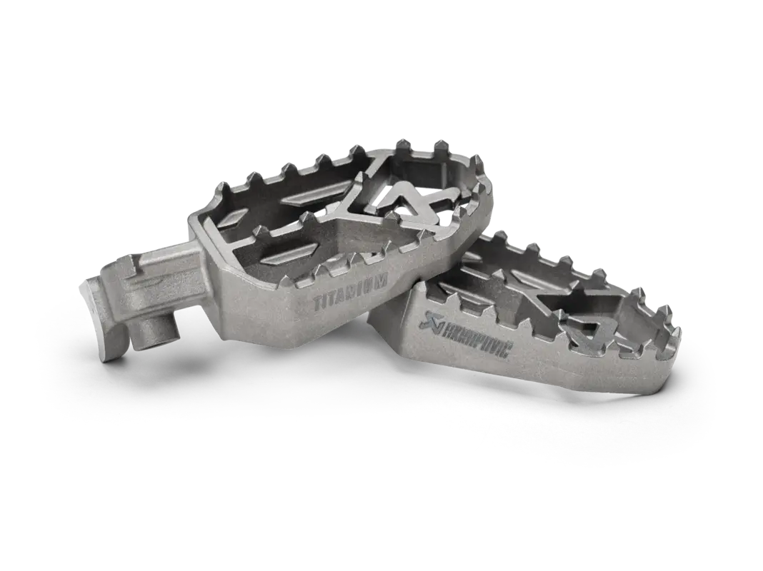 AKRAPOVIC Titanium Fotpinnar Yamaha Tenere 700 bild 1 PMMEDIA:d7a6ea1925dc411f
