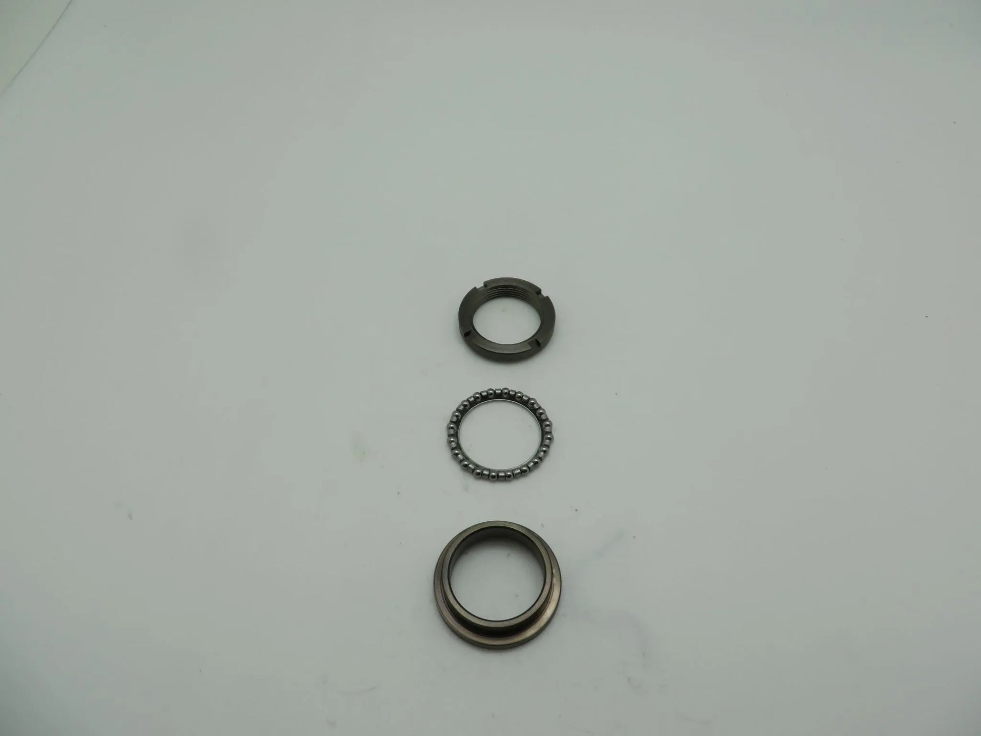 Parts Europe Bearing for Steering Stem Styrhuvud & styrlager bild 20 PMMEDIA:766279e8771af30d
