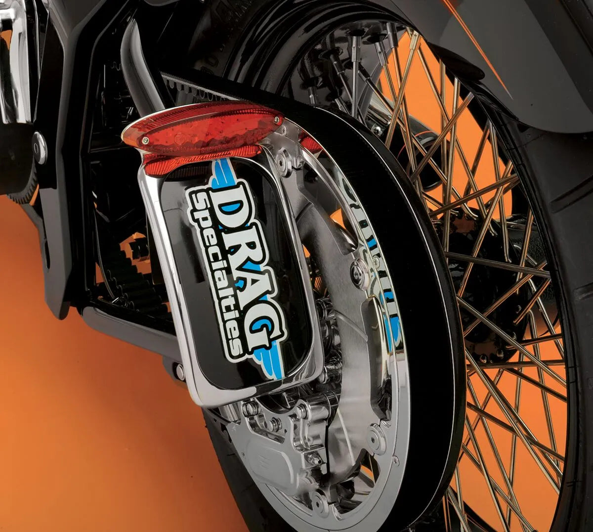 Drag Specialties Mini Led Cat Eye Taillight with License Plate Mount Bakljus bild 4 PMMEDIA:b750a2462e53f73e