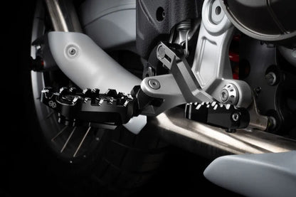 GILLES TOOLING Bromsvippset svart till Aprilia bild 5 PMMEDIA:84dc755c2f41d47a