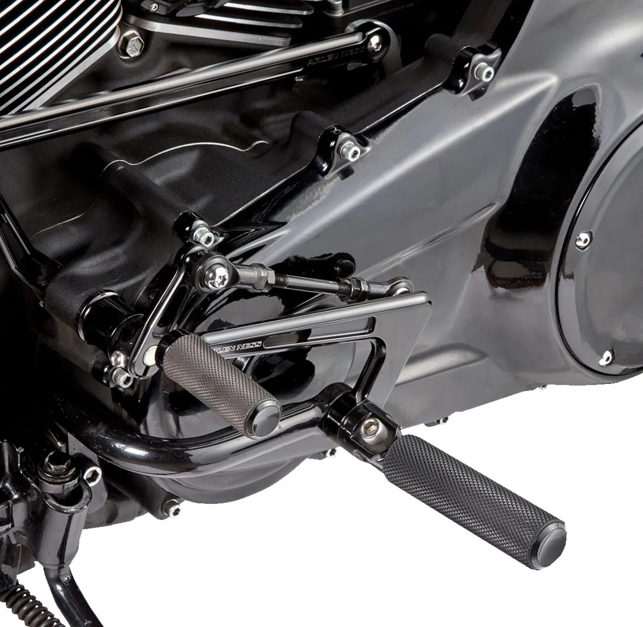 ARLEN NESS Mid Control Kit för Touring/Bagger 2014-2023, svart bild 9 PMMEDIA:01c04c563a772566
