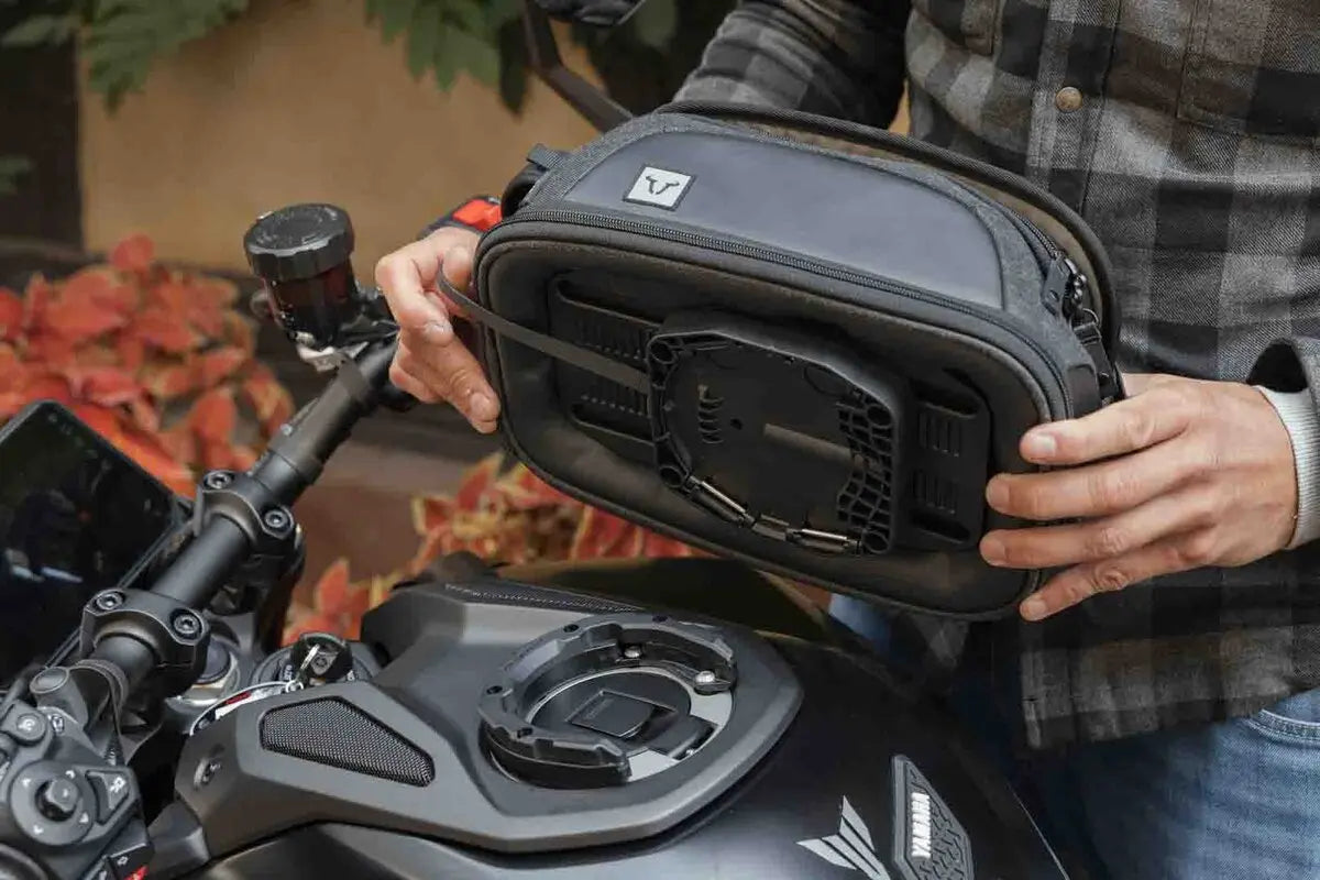 SW-MOTECH Legend Gear Tank Bag LT4 bild 8 PMMEDIA:971a60cb528f19f5