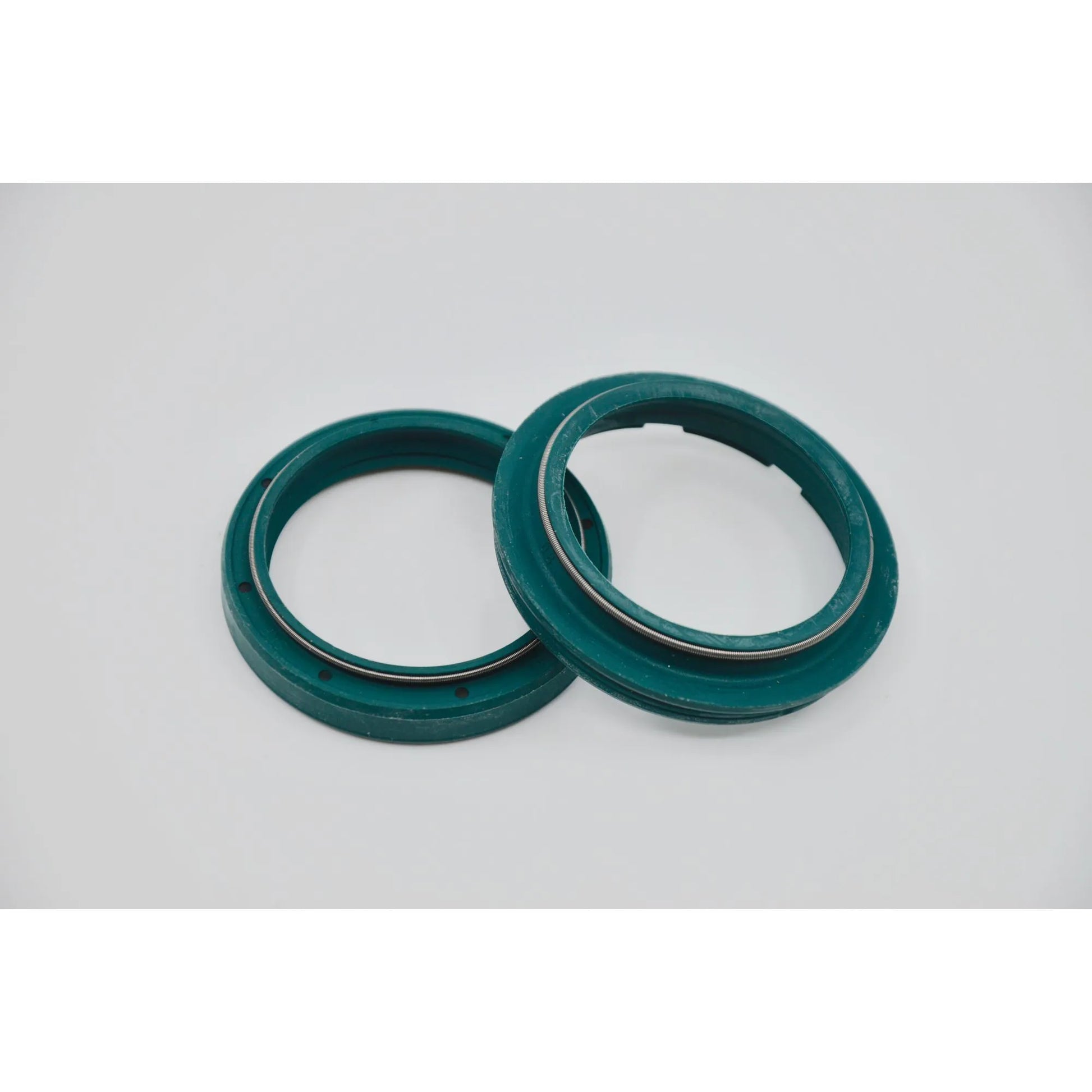 SKF Seal Upper för Gaffel 46 mm bild 1 PMMEDIA:4de4e8e2385b6f4b