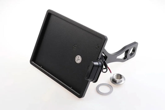 CULT WERK Nummerplåtsram med LED-belysning bild 1 PMMEDIA:5cefd35caf5d9401