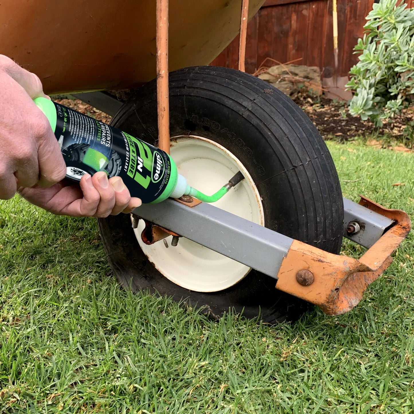 Slime 2-in-1 Tire & Tube Sealant Däckförsegling bild 11 PMMEDIA:45335385d847d963