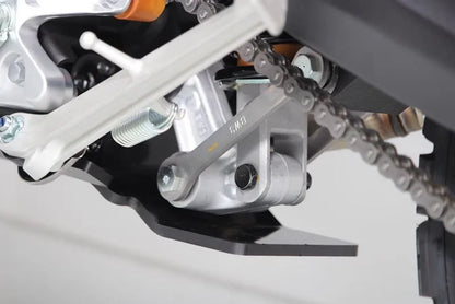 AXP RACING Adventure Skid Plate till T7 Euro5 bild 5 PMMEDIA:379f5705398e9f61