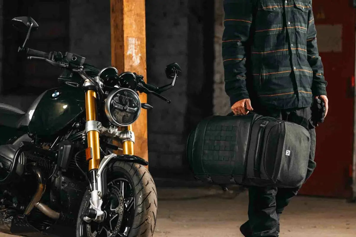 Sw Motech Legend Gear LR4 Tail Bag (18 - 25 Liters) Cruiser-, sport- & adventureväskor bild 20 PMMEDIA:a830e080aee17090