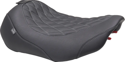 Mustang Wide Tripper™ Solo Seat Sadlar Harley Touring bild 16 PMMEDIA:c0d7d740f4316a9c