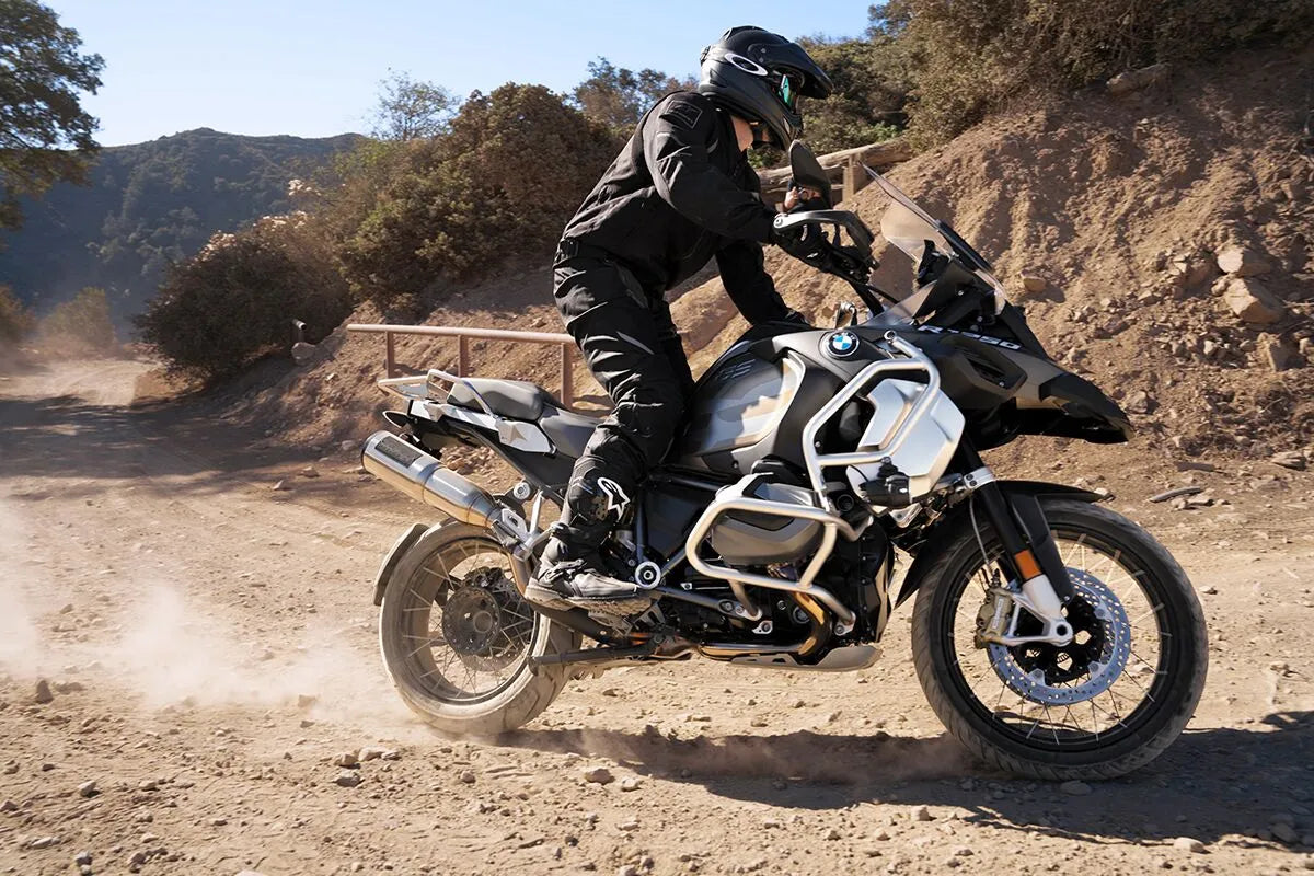 VANCE & HINES Hi-Output Adventure 500 Slip-On Ljuddämpare BMW GS1250 bild 6 PMMEDIA:be08b4b9068a4020