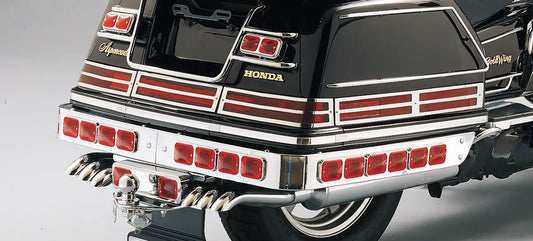 PARTS UNLIMITED Saddlebag Lens Grille Set 88-99GL bild 2 PMMEDIA:2118818bced295f1