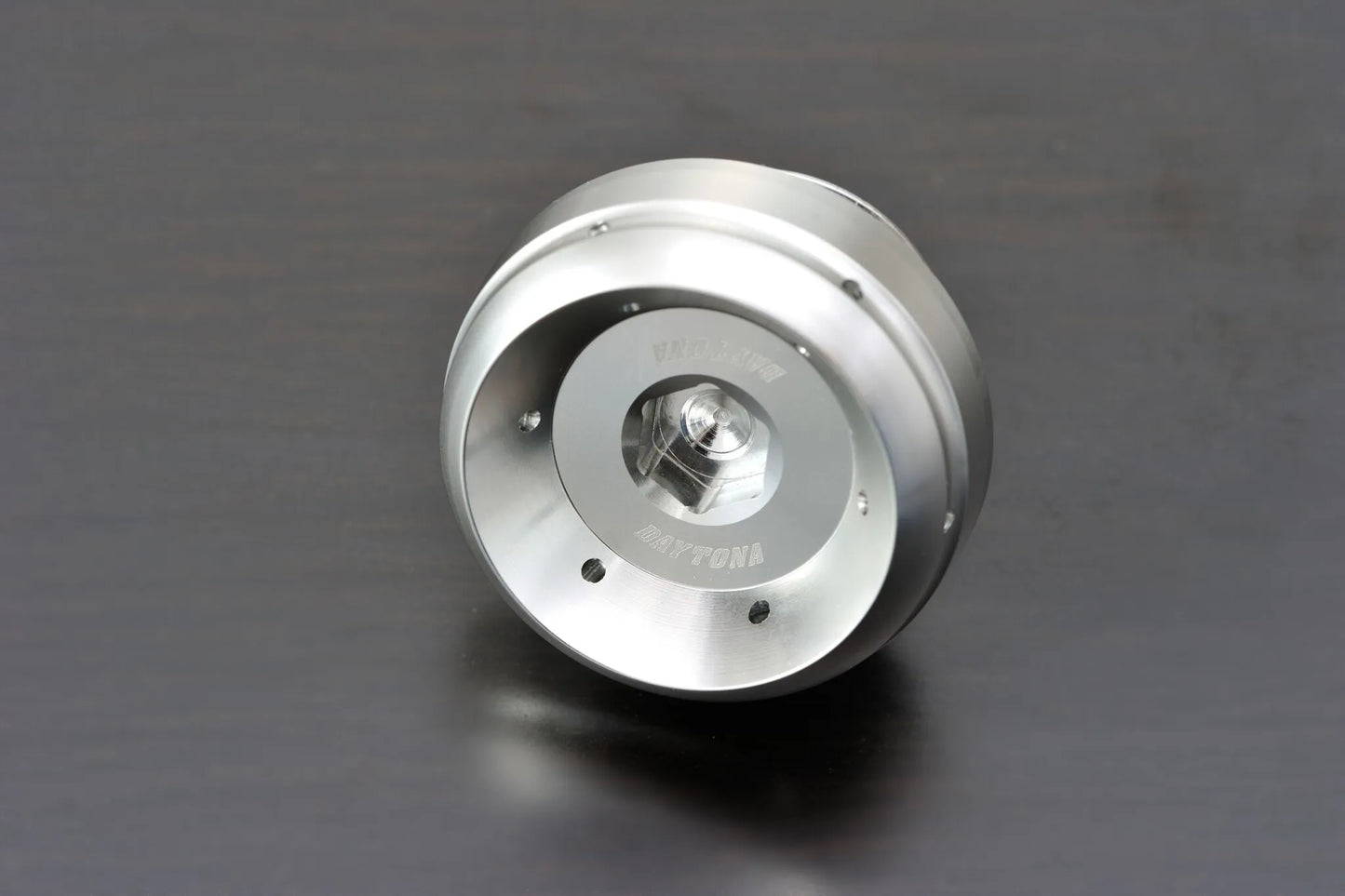 DAYTONA Bullet Oljeinspektionslock M24xP3.0 Silver bild 2 PMMEDIA:814bc1b58d32ac99