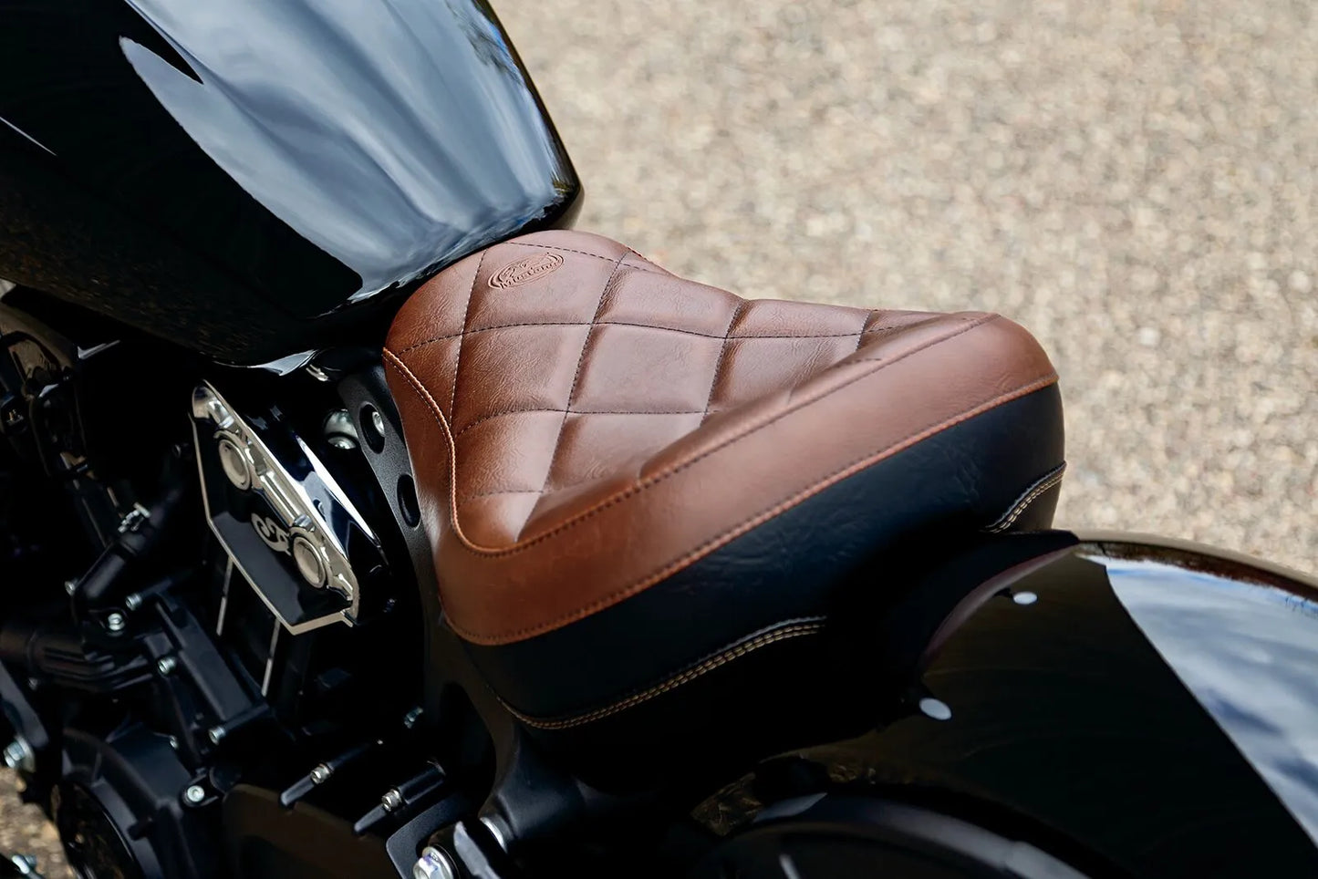 MUSTANG Solo Touring Sadel Diamond Black för Scout Bobber bild 4 PMMEDIA:94883ced06129466
