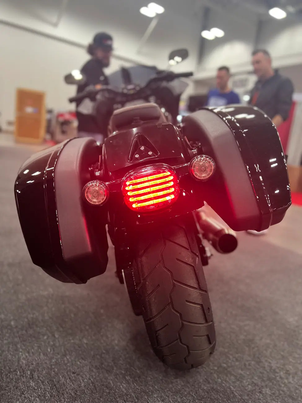 Custom Dynamics ProBEAM® Low-Profile LED Taillight Kit Bakljus bild 9 PMMEDIA:a681f2238ac25696