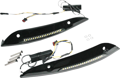 CUSTOM DYNAMICS Genesis® 4 LED Road Glide® Vindruta Trim bild 6 PMMEDIA:62ad2ea30d9a4b11