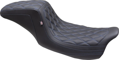 Mustang Kodlin Signature Series Squareback™ Seat Sadlar Harley Touring bild 16 PMMEDIA:258244783936a2b1