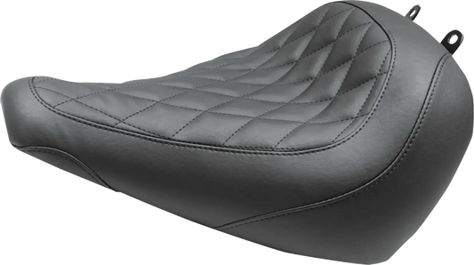 Mustang Wide Tripper™ Solo Seat Sadlar Harley Softail bild 2 PMMEDIA:d0cefa74901ebed9