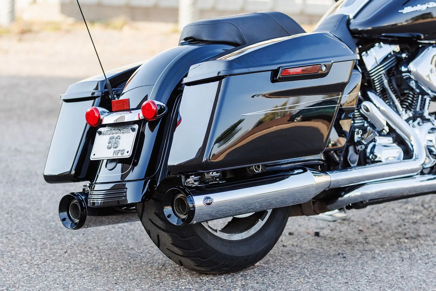 S S Cycle 4-1/2" GNX Slip-On Mufflers Ljuddämpare Harley bild 14 PMMEDIA:e29025a8785eec49
