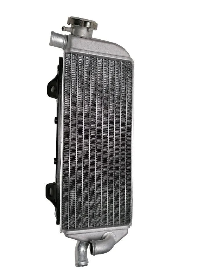 KSX Radiator höger 19-22 bild 1 PMMEDIA:eeaf76827ede2f60