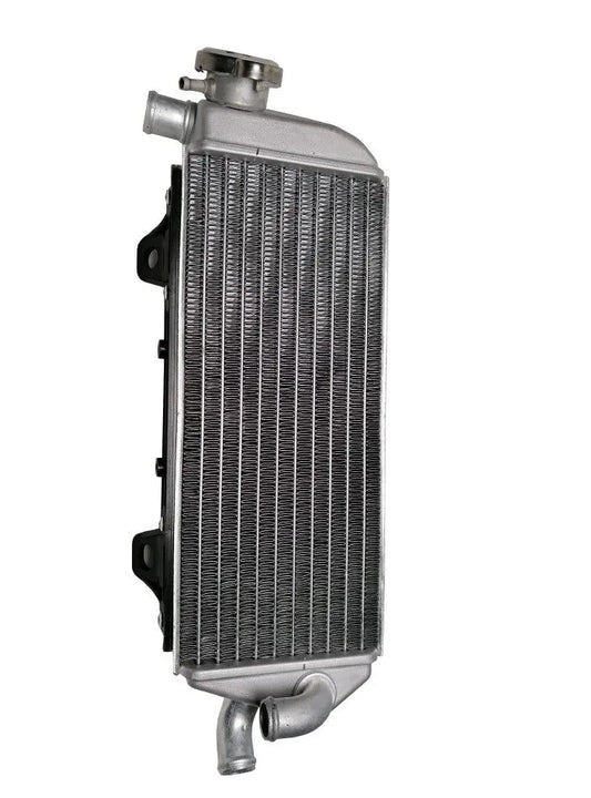 KSX Radiator höger 19-22 bild 1 PMMEDIA:eeaf76827ede2f60
