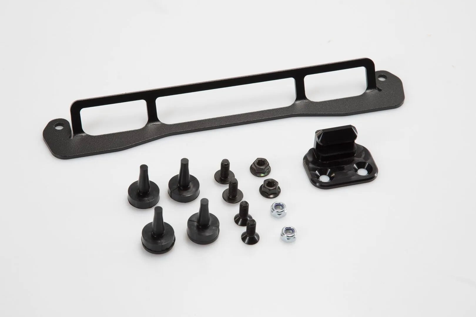 SW-MOTECH Adapterkit för Adventure Rack bild 1 PMMEDIA:ffdd821ce1c4b0a6