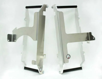 AXP RACING Radiatorskydd Sherco 12-23 Svart bild 4 PMMEDIA:6062c24a3721b33a
